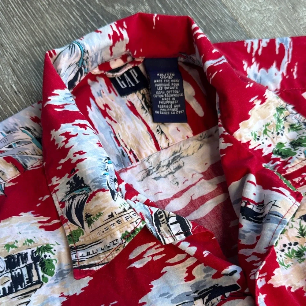 GAP Red and White Kids Hawaiian Button Down Shirt XXL 14-16 0420